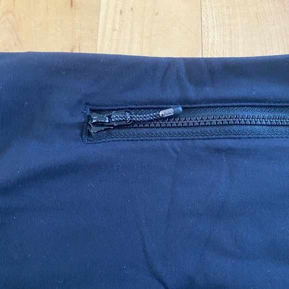 Lululemon Runday Parallel Black and White Crop Leggings - Picture 7 of 8